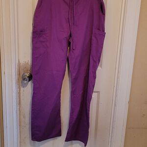 Butter soft Scrub cargo pants large tall Great pre-owned condition